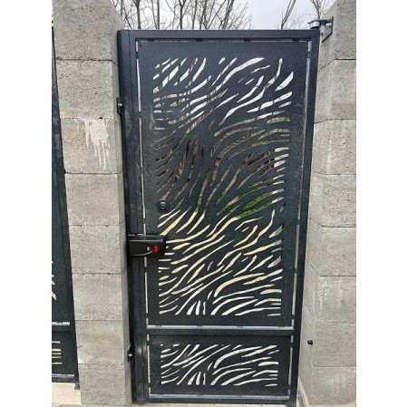 Porți metalice batante din 2 bucăți debitate laser cu model personalizat cod 024