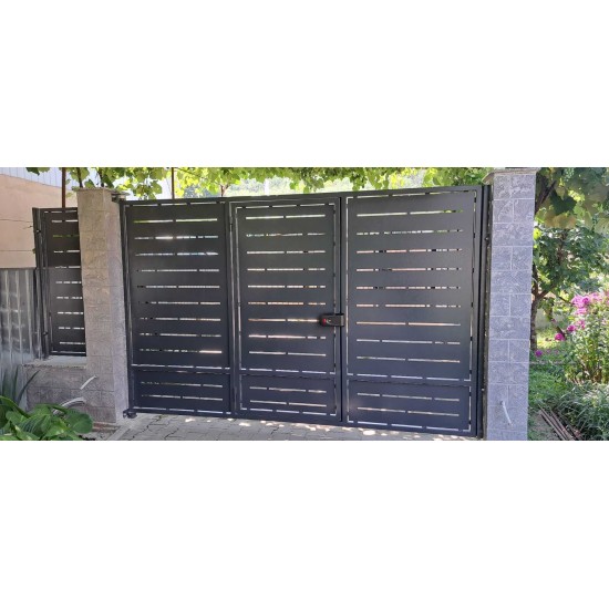 Porți metalice batante din 3 bucăți debitate laser model simplu liniar 033